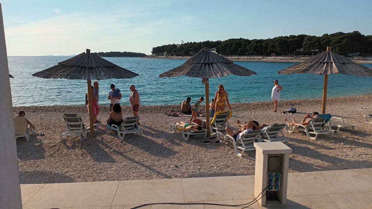 Apartments Bilo Near Primošten Buitenkant foto