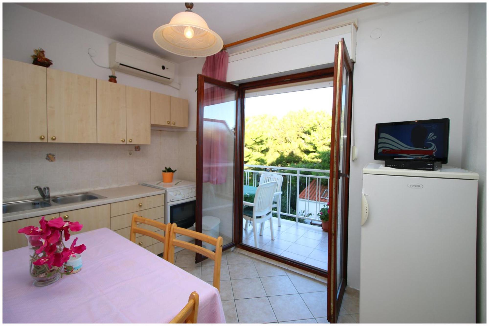Apartments Bilo Near Primošten Buitenkant foto