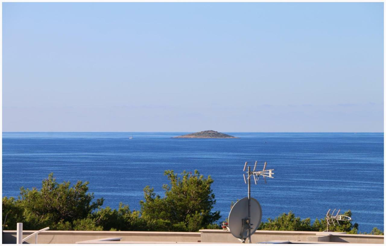 Apartments Bilo Near Primošten Buitenkant foto